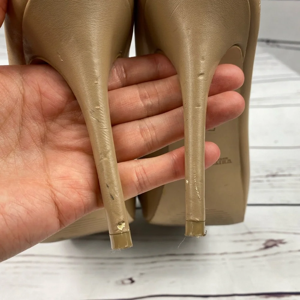 WHBM Tan Eyelet‎ Heels